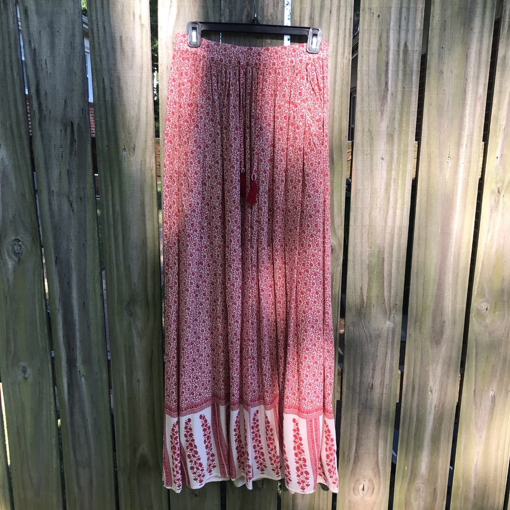 Zara boho red and cream maxi skirt with pockets